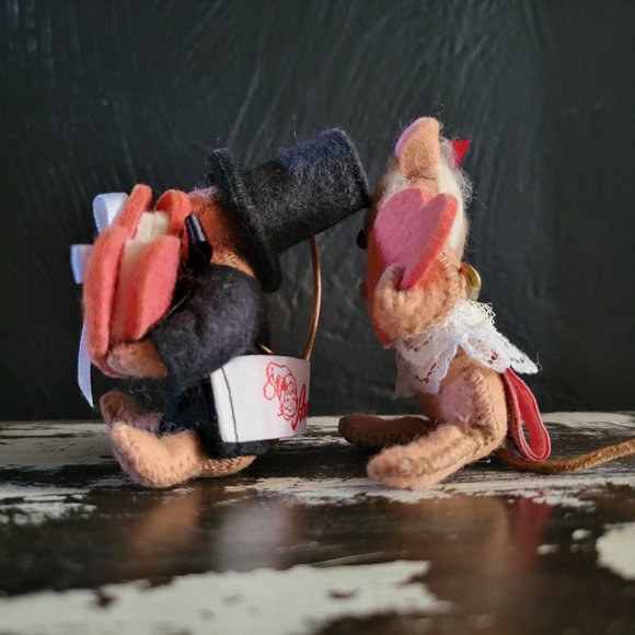 Tiny Annalee Dolls Valentine's Day Mouse Sweetheart Couple Mouse Couple c.1995 - Picture 4 of 8